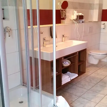 Via Roma Hotel 4*