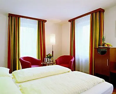 Via Roma Salzburg