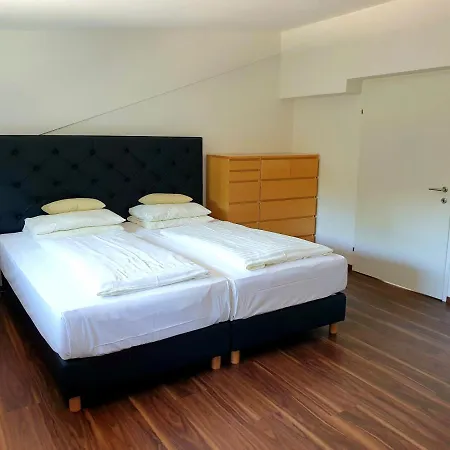 Hotel Via Roma 4*